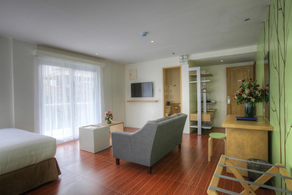 Fersal Hotel Makati Avenue Makati City Kültér fotó